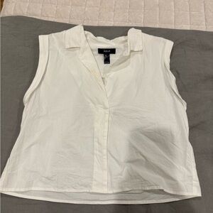 Aqua Women's Cream Sleeveless Blouse